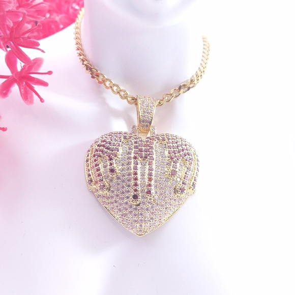 💚 Icy Bloody Heart + 24" Cuban Chain - Picture 4 of 8